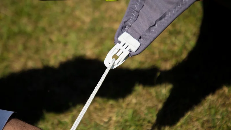 Pince de serrage robuste pour voile d'ombrage Suncomfort.