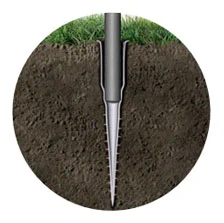 Schéma en coupe de l'ancrage en terre pour poteau pour voile d'ombrage à planter.